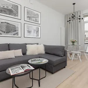  Apartament Spacious With Panoramic View Of By Renters Polska